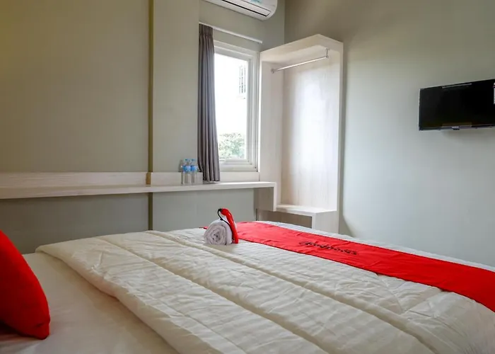 RedDoorz Syariah near PRPP Marina Semarang Hotel